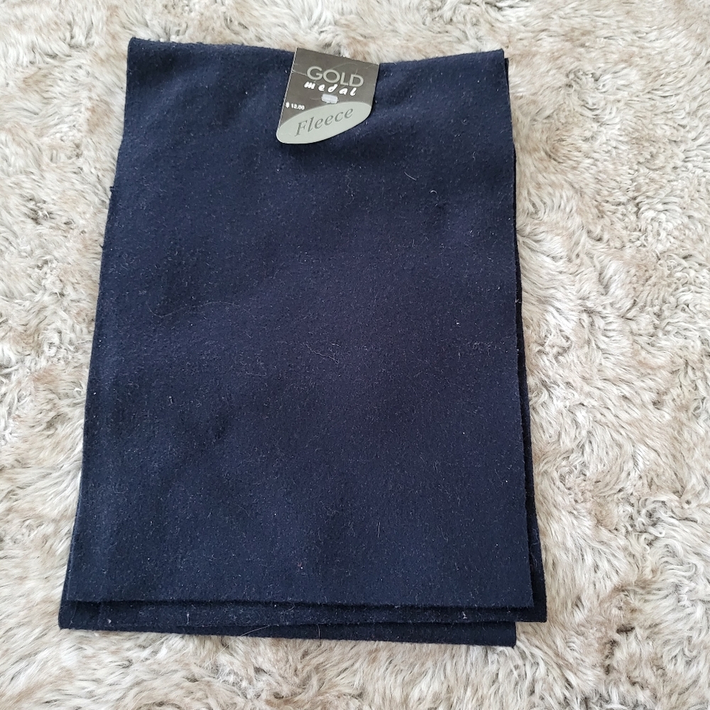Gold Medal Navy Blue Fleece Winter Scarf One Size Brand New With Tags